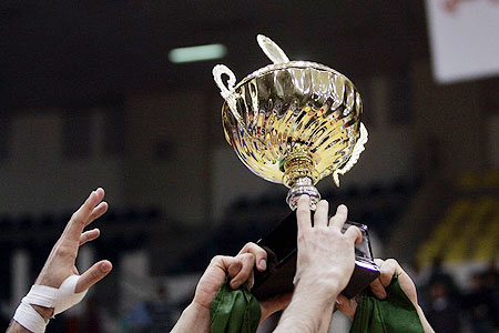 Iran's Mahram players celebrate after their win over Jordan's Zain in the final game of West Asian Clubs Championship basketball game in Amman March 21,2009.